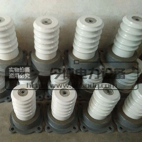 ZL-20/1600ZL-20/800戶內膠裝絕（jué）緣子ZL-10/16聯合膠（jiāo）裝支柱絕緣（yuán）子