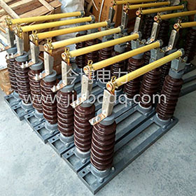 RW5-35/100A跌落（luò）式熔斷器35KV戶外高壓35-40.5KV陶瓷材質熔斷器