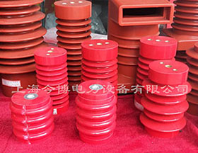 80*80低壓（yā）樹脂絕緣子M1 M12 M16不帶（dài）螺杆（gǎn）電車行（háng）車絕緣子紅色波紋（wén）